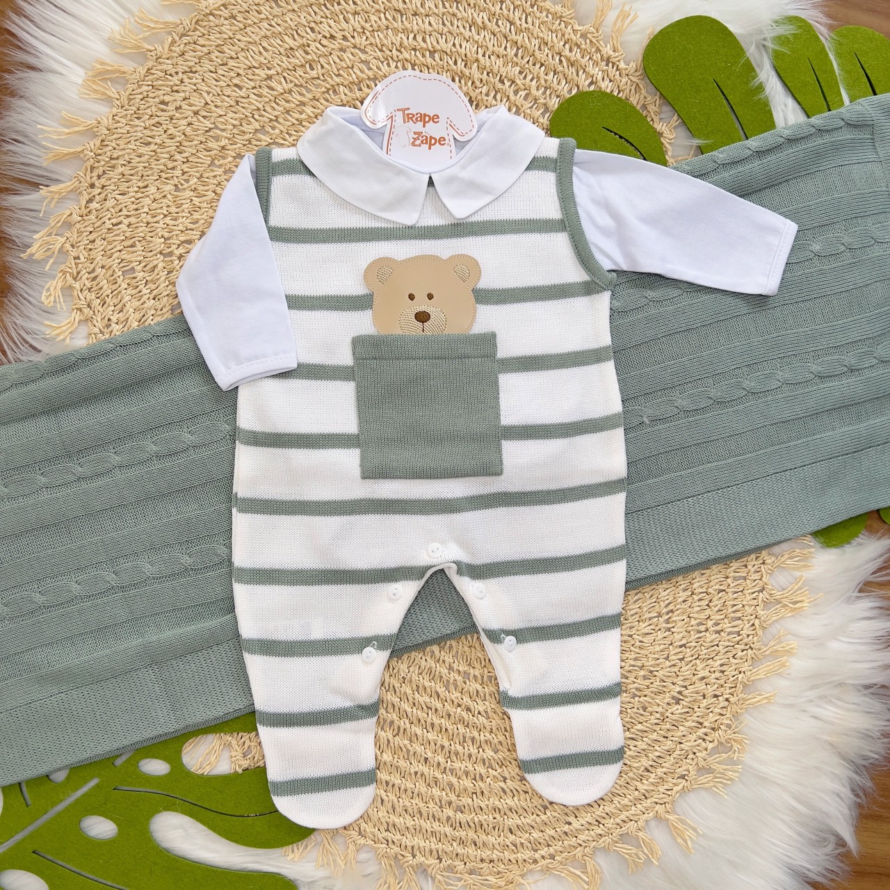   Saída de Maternidade Theodoro- Branco com listra verde